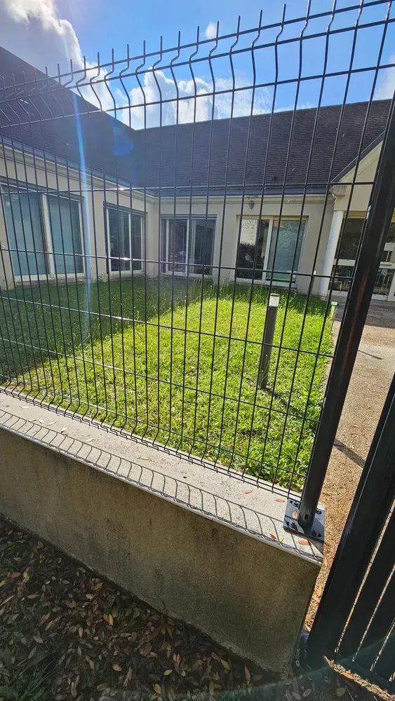 Espaces verts environnements - Aménagements et entretiens (36)